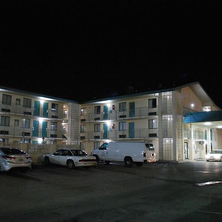 Bama Inn Huntsville Extérieur photo