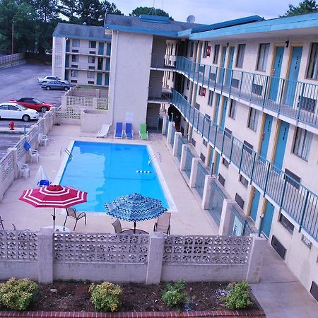 Bama Inn Huntsville Extérieur photo
