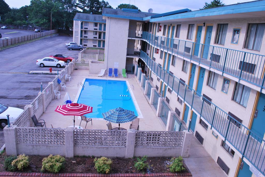 Bama Inn Huntsville Extérieur photo