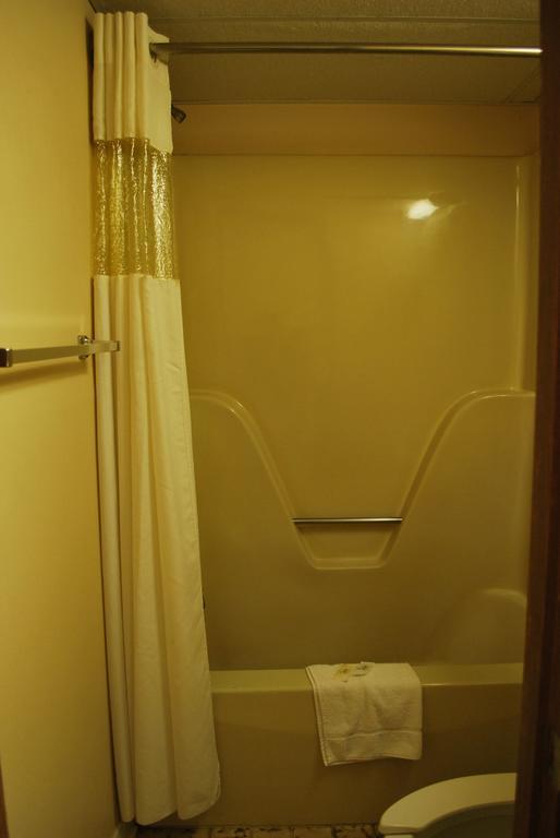 Bama Inn Huntsville Chambre photo