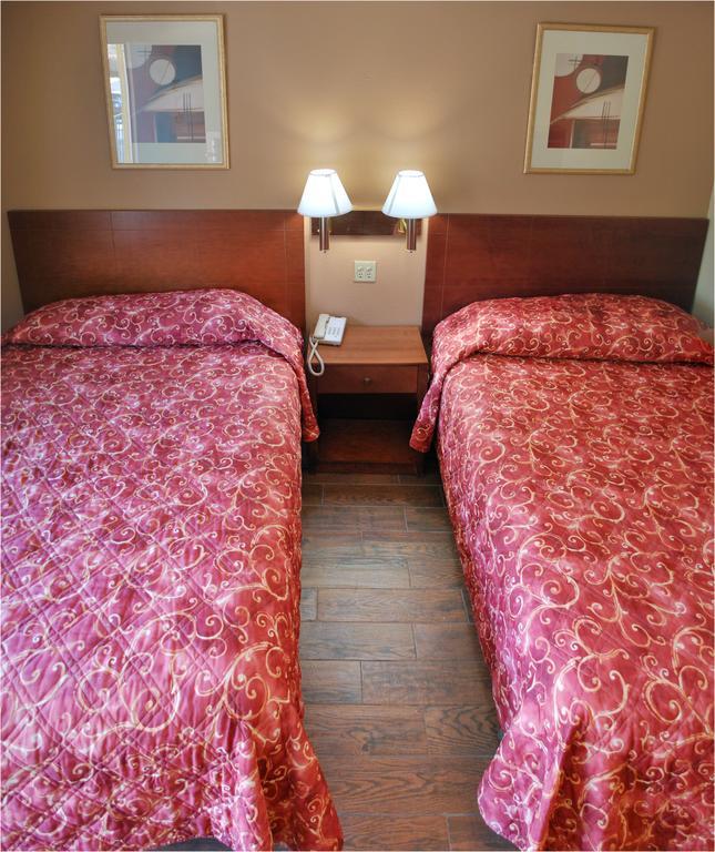 Bama Inn Huntsville Chambre photo